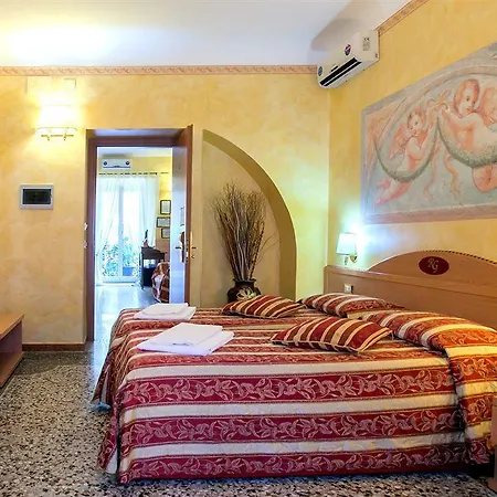 Legends Hostel *