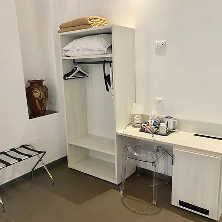 Legends Hostel Rome